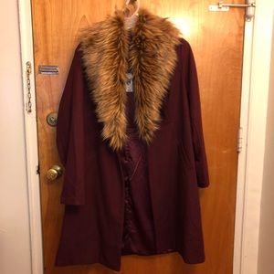 NWT Torrid burgundy fur collar coat